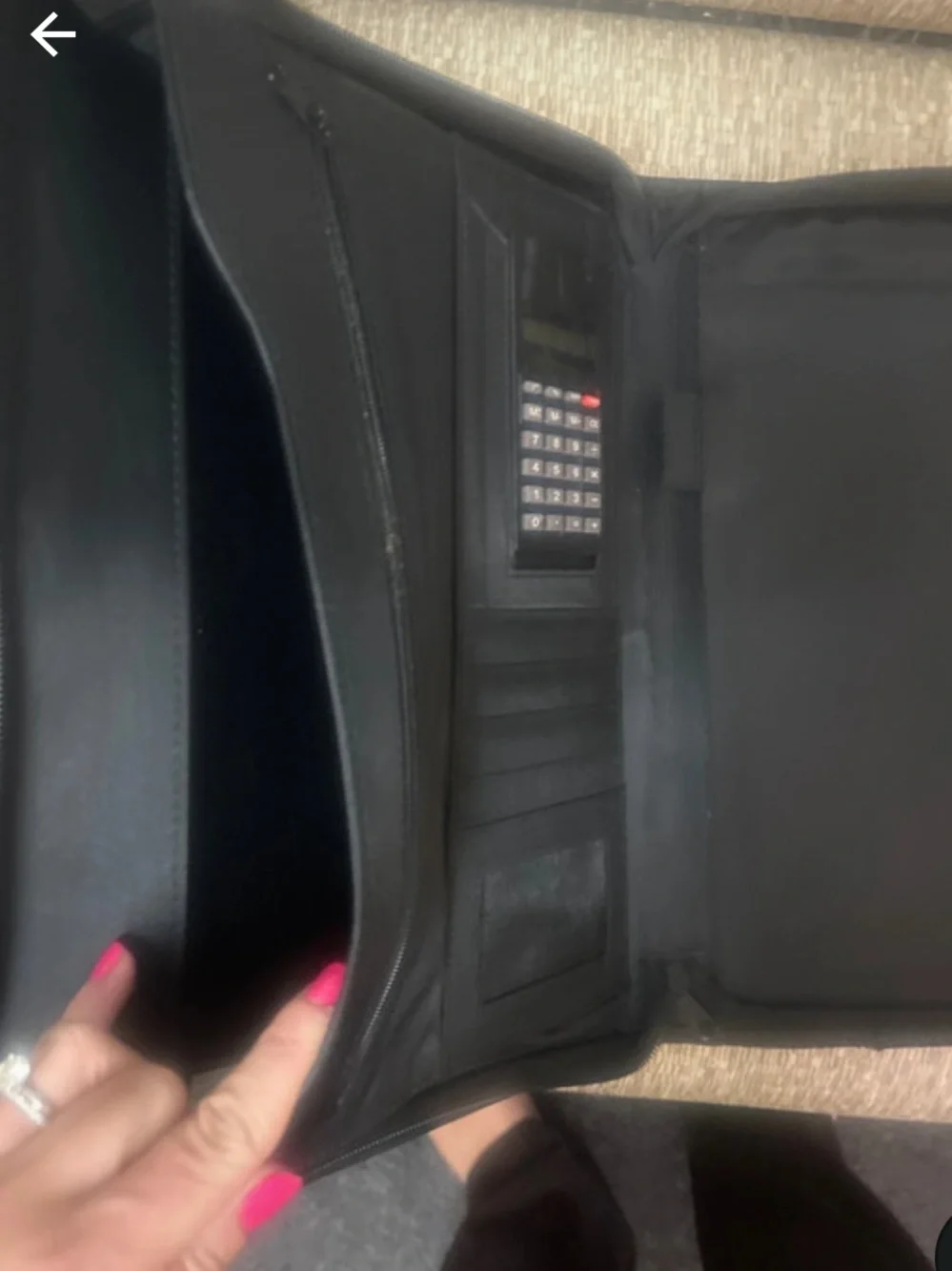 “Pre-Owned” Large Black Faux Leather Zip Around Portfolio W/Built In Calculator.